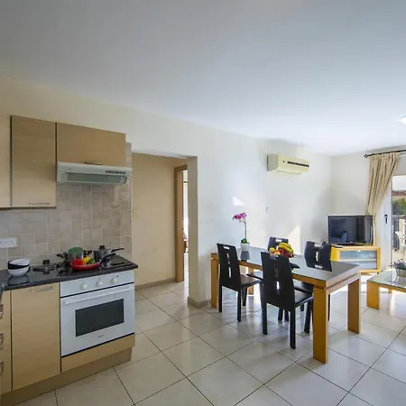 Estelle Apartment