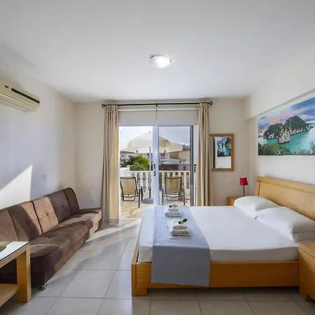 Estelle Apartment *